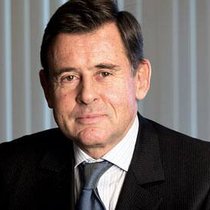Für den Topjob bei Carrefour reicht die Hotelfachschule: Georges Plassat.