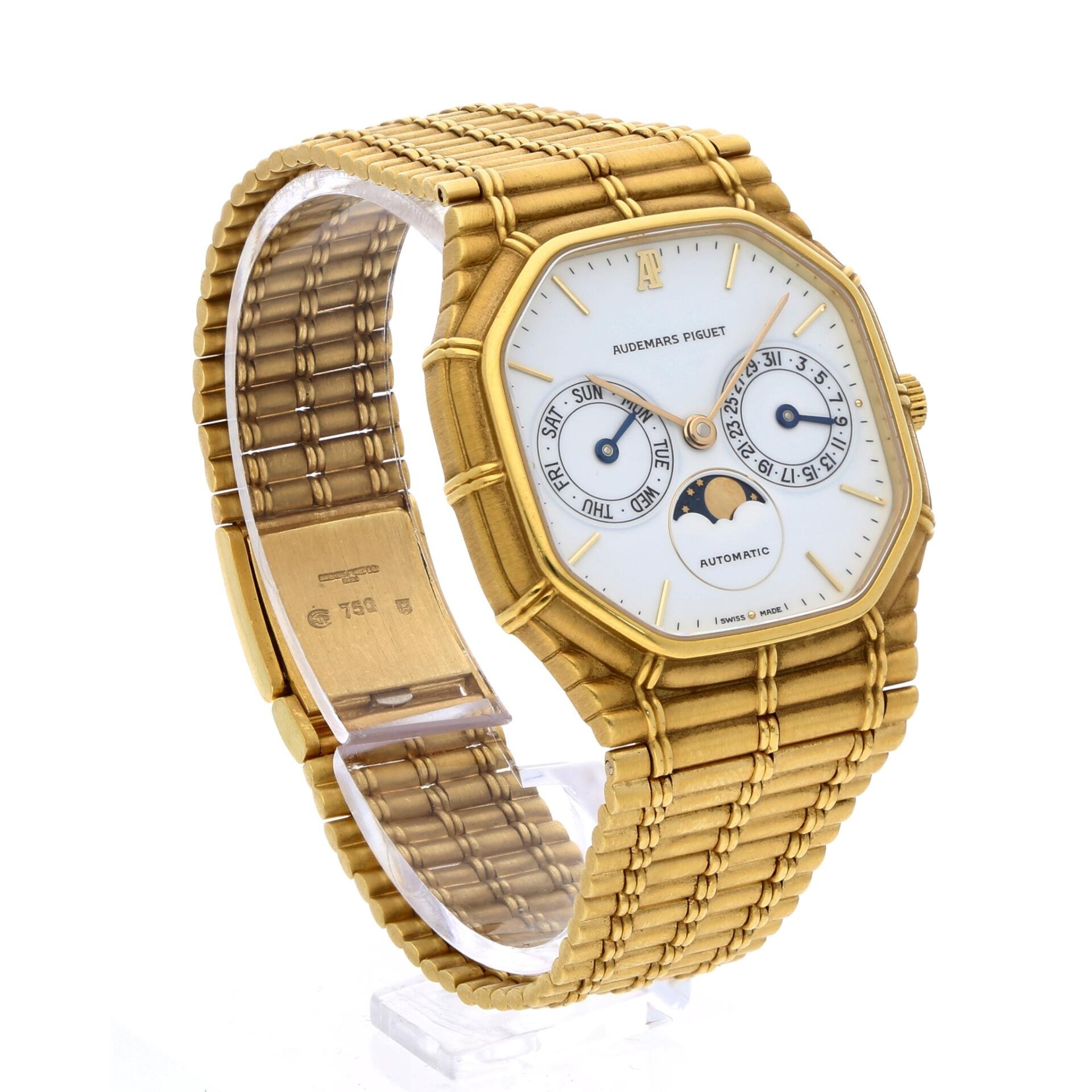 Die Bamboo Day-Date Moonphase von Audemars Piguet.