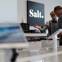 Salt: Abgänge im Kader, schlechte Stimmung, Kundenverlust. Keystone
