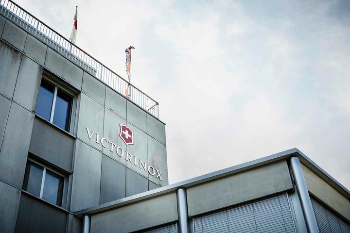 Reporage Ã¼ber die Produktion der Victorinox Taschenmesser.