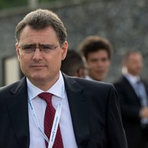 Thomas Jordan: Die SNB führt ihre Geldpolitik vorerst unverändert fort.