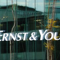 Ernst & Young: Der letzte verbleibende mögliche Partner. (Bild: Keystone)