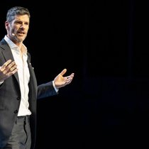 Stefan Bollinger will Julius Bär auf die Erfolgsspur zurückholen. Kundenfokus statt Experimente, so sein Motto.