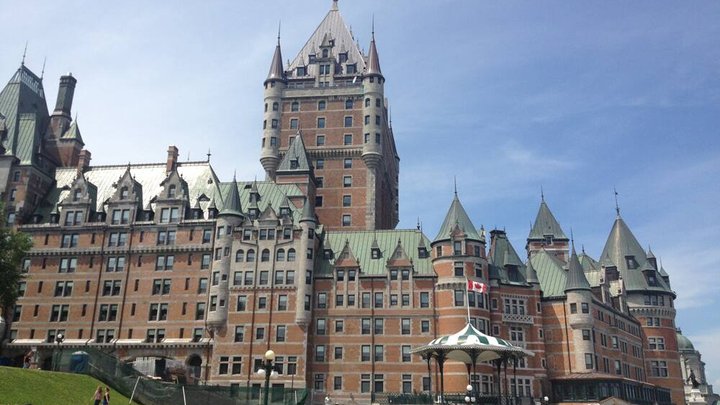 23.quebec_neverbutterfly.jpg