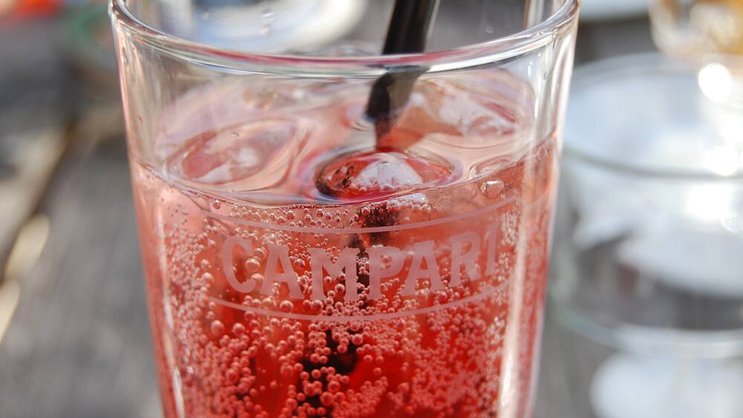 Campari: Kauft für viel Geld in Frankreich ein. Flickr