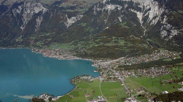biga_deutsche_touristen_meiden_die_schweiz_2_0.jpg