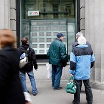 Läufts gut? Zum Jahreswechsel ziehen die meisten Anlegerinnen und Anleger ein Fazit. 2025 schafften es viele Vermögensverwalter nicht, eine rein passive Strategie zu schlagen.