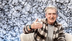 Die MoonSwatch sei eine Kollaboration zweier Ikonen – Omega und Swatch –, sagt Nick Hayek: «Wir haben sie von A bis Z im Geheimen geplant und verwirklicht.»