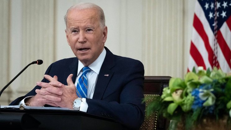 Joe Biden trägt hier wahrscheinlich eine Rolex Datejust.