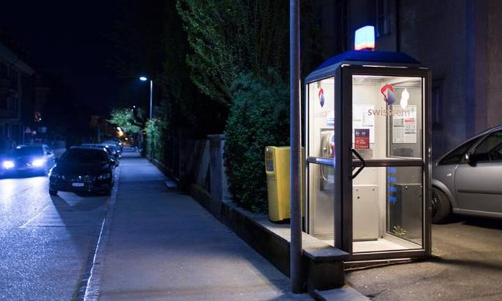 8_smart-telefonkabine.jpg