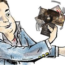 Sinnvoll ist der Zweitbildschirm vor allem dann, wenn die Bedienelemente darauf ausgelagert werden.