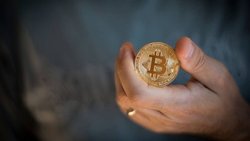 Bitcoin: Versicherer und Pensionsfonds meiden Krypto-Währungen.NurPhoto/ Getty Images