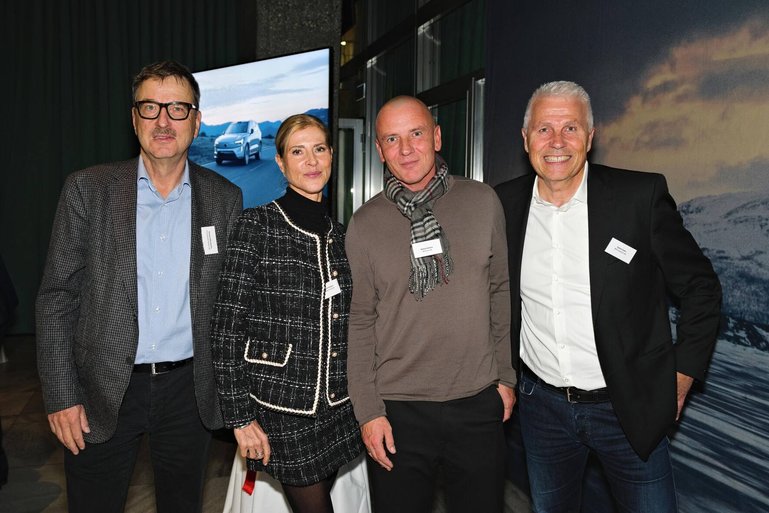 Thomas Dalla Vecchia, Procurement Partner AG; Manuela Gualeni, UBS Switzerland AG; Roland Kalmus, RCR Jets AG; Daniel Suter, BHS Aviation AG