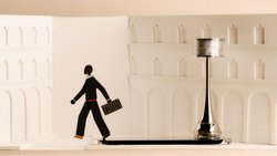 Arthur Choquets Uhr gewann den 1. Platz unter den besten Technikern. Sein Werk ist von der Pariser Architektur inspiriert.