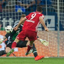 Robert Lewandowski: Mal trifft der Stürmer für UPC, mal für Teleclub.  Keystone