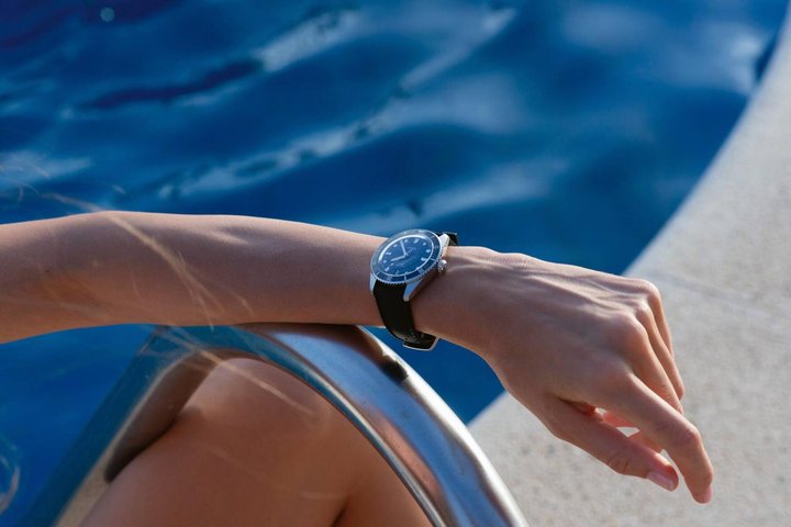 Divers Date Mood 04.tif
