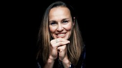 Tennisprofi Martina Hingis war der erste Schweizer Superstar im Tennis. Sie gewann 5 Grand-Slam-Turniere und stand 209 Wochen an der Spitze der WTA-Weltrangliste im Einzel.