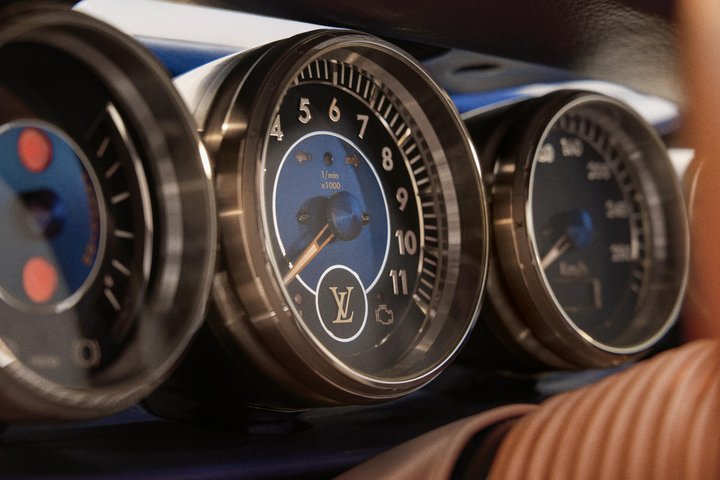 Porsche-911-Reimagined-by-Singer-Classic-02.jpg