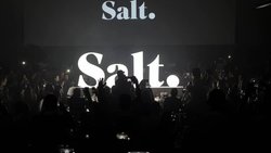 Der neue Schriftzug: Aus Orange wurde Salt.  Keystone