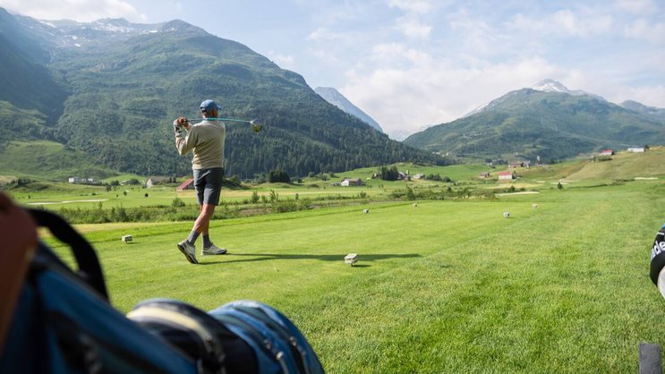 Fast unmöglich: Mit einem Hole-in-one an einem bestimmten Loch kann eine Wohnung gewonnen werden.