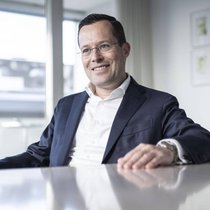 CEO Stephan Zwahlen baut bei der Privatbank kräftig aus.