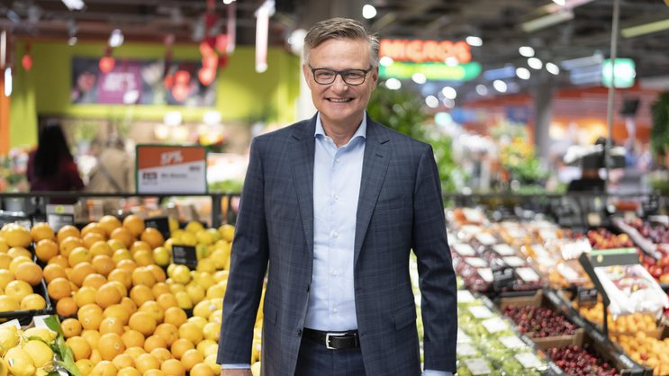 Migros-Chef Mario Irminger ist überzeugt: Wenn man das Schweizer Online-Supermarktgeschäft richtig und in Gänze betrachtet, ist die Migros-Gruppe weiterhin die Nummer eins.
