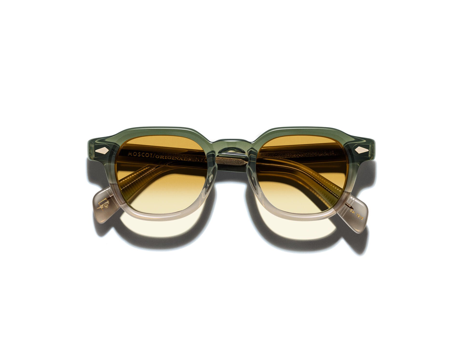 Sonnenbrille Dolt Sun, hand­gefertigt aus Acetat, von Moscot, 410 Fr.