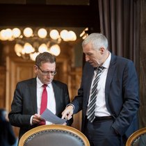 Pirmin Bischof (l.) und Konrad Graber haben massgeblich die Gleichung «1 Steuerfranken ergibt 1 AHV-Franken» entwickelt.