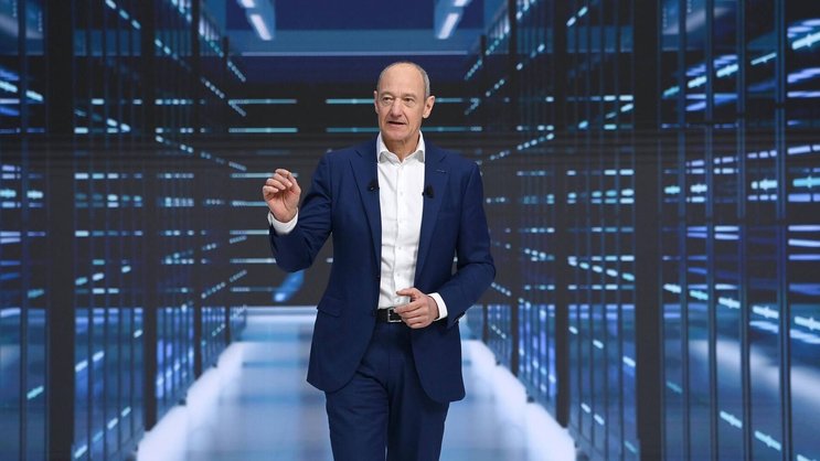 Siemens-Chef Roland Busch hat die «One Tech Company» als Vision.