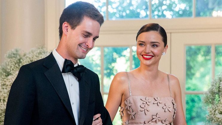Glamour-Paar: Evan Spiegel (26) mit seiner Verlobten Miranda Kerr (33). Keystone
