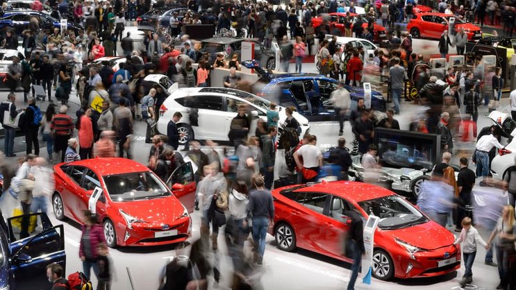 Automobil-Salon 2016: Dieses Jahr werden 700'000 Besucher erwartet. Keystone