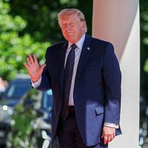 Präsident Trump kurz nach seiner Ankunft in Frankreich anlässlich eines G7-Gipfels.