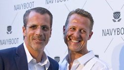 Philippe Gaydoul (l.) angelte sich Michael Schuhmacher als Werbeträger. (Bild: Keystone)