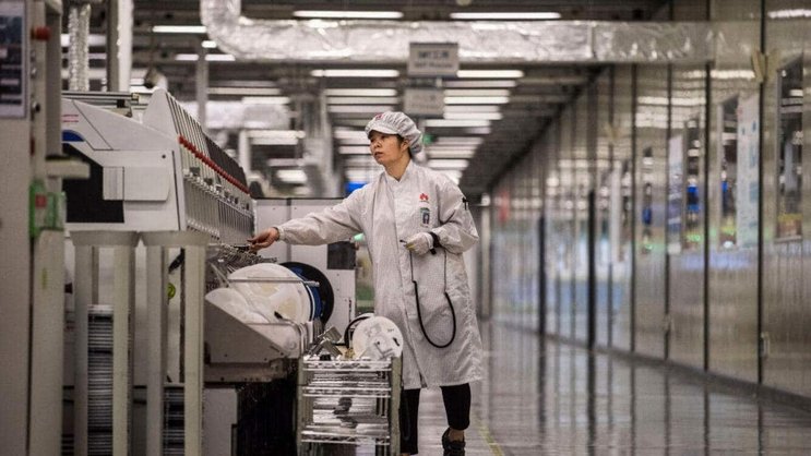 Angestellte in einer chinesischen Fabrik von Huawei: Der Konzern ist im Visier der US-Regierung.