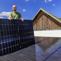 Strom vom Dach: Statt einer fixen Vergütung pro Kilowattstunde können künftig Marktpreise verwendet werden.
