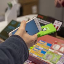 Kein Akku, kein Problem: Chimpy sieht sich selbst als «Convenience»-Produkt, bequem und sofort verfügbar.
