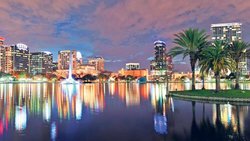 Skyline von Orlando: In der Stadt leben rund 250 000 Menschen. Bild: zvg