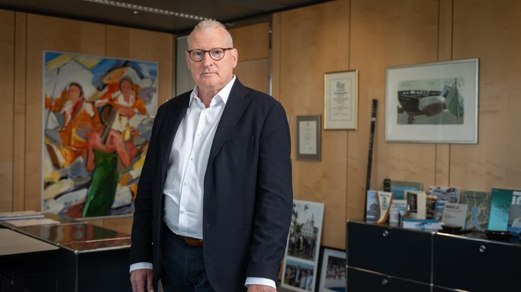 Alles im Griff: Finanzdirektor Heinz Tännler in seinem Büro in Zug.