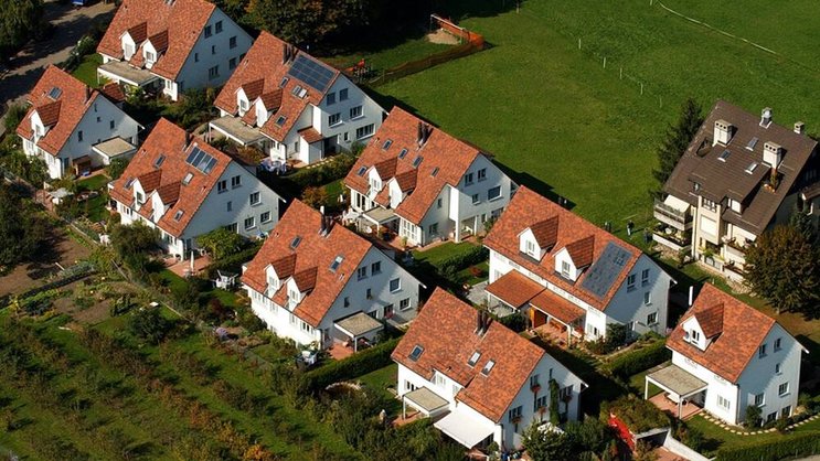 Wohnhäuser in der Nähe von Zürich: Immobilien bringen Rendite. Keystone
