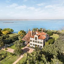 Für 22 Millionen Franken zu verkaufen: Eine Privatinsel der Swarovski-Erben in der Lagune von Venedig.