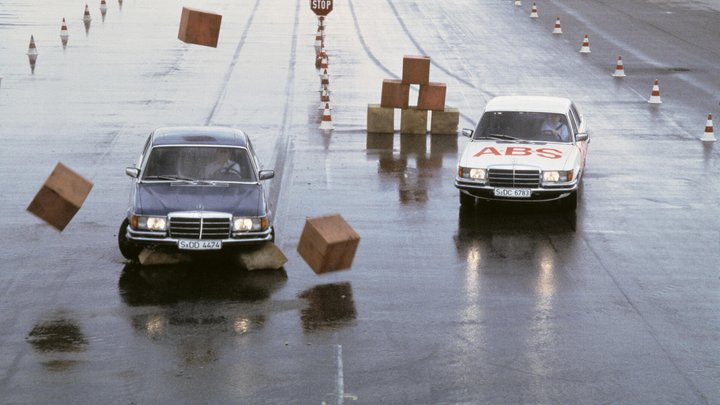 Inbegriff des Automobils: Die Mercedes-Benz S-Klasse

The epitome of the automobile: the Mercedes-Benz S-Class