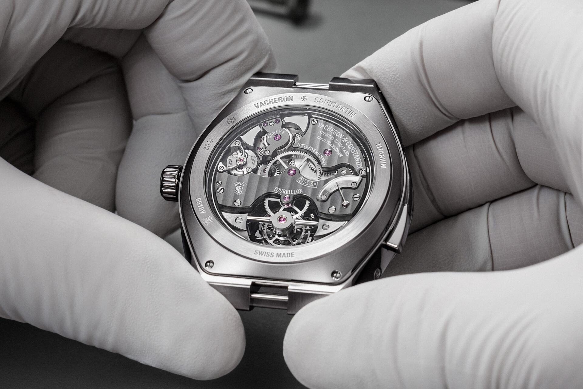 Vacheron Constantin erschuf mit der Overseas Grand Complication Openface eine wasserdichte Minutenrepetiton in einer Sportuhr.