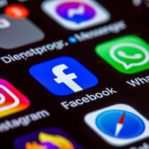 Whatsapp sammelt Daten, die der Mutterkonzern Meta in seiner Werbeinfrastruktur weiterverwendet.