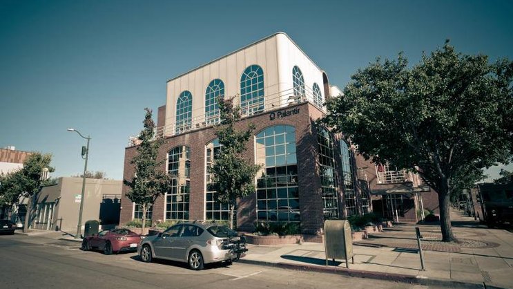 Palantir: Die Firmenzentrale in Palo Alto wirkt wenig spektakulär – für Informatiker ist es aber eine Top-Adresse.