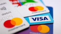 Eine repräsentative Umfrage von Moneyland hat die beliebtesten Kreditkarten der Schweiz gesucht.