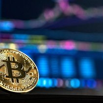 Bitcoin ist ein digitales Zahlungsmittel, das primär als Wertspeicher verwendet wird.