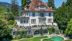 Die Villa Kehl liegt in einem noblen Quartier in Zürich-Wollishofen.