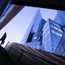 Schritt für Schritt zum Ziel: Der Kauf eines Schweizer KMU will gut geplant sein.