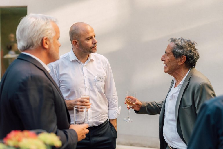 Christoph Salzmann, DNB Asset Management S.A.; Christos Triantafyllidis, Cornèrtrader; Roger Schawinski.
