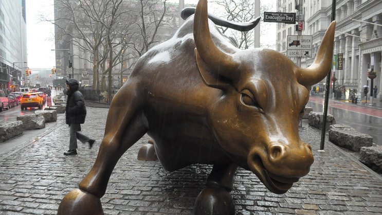Der Wall Street Bull in New York (5. März 2025).